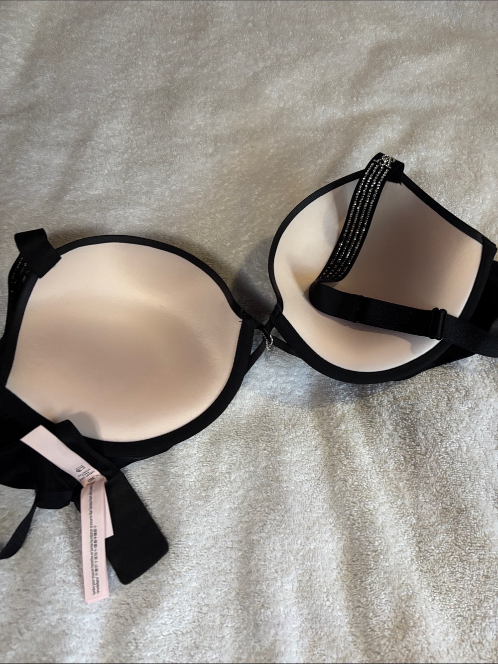 Victoria's Secret Mixed Bra Lot - Black, Pink Floral, Solid Black, Red - Picture 14 of 16